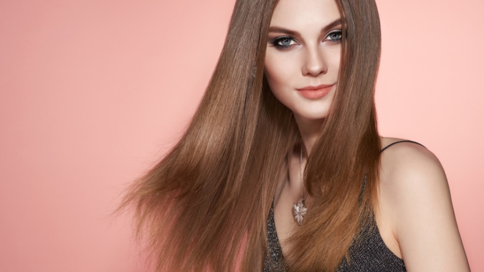 Transformation capillaire : Avant et après la patine, des cheveux sublimés - Mode Reine